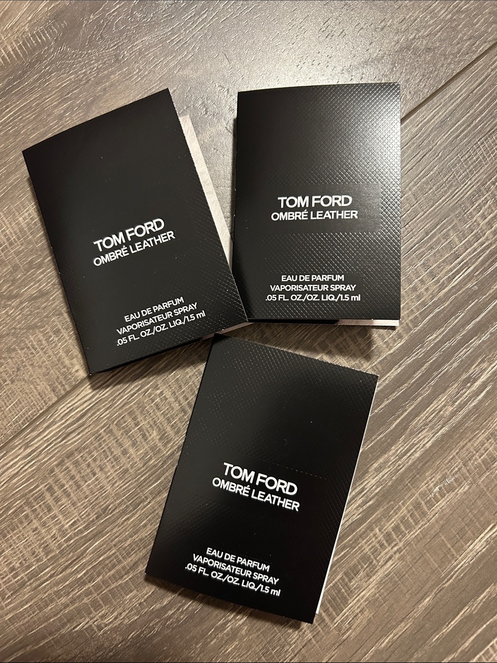 3 pieces Tom Ford Eau D'Ombre Leather samples 1.5ml